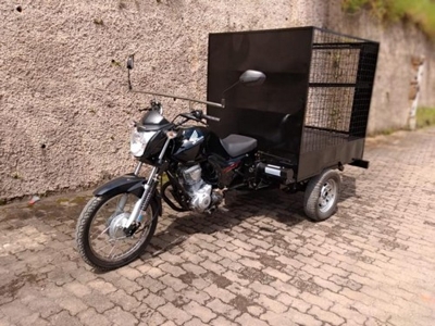 Moto triciclo carga carroceria