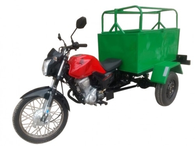 Triciclo entrega de gas